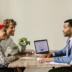 tax-advisor-discussing