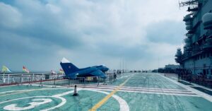 Charles-de-Gaulle-aircraft-carrier-1