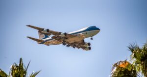 Donald-Trump-Air-Force-One-1