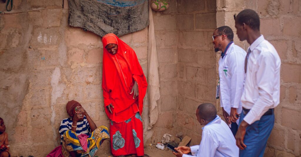 Illustration de Ebola en RDC/Ouganda : l'OMS en alerte maximale Ebola-medical-team-Africa