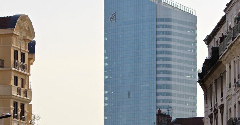 French-television-building
