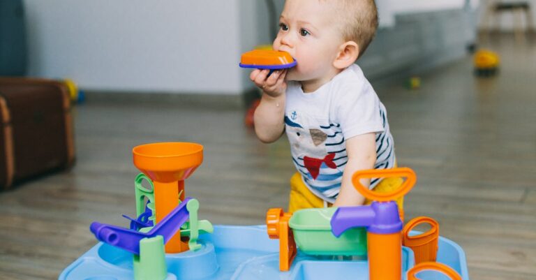Illustration de Temu écope de 200M€ d'amende de l'UE pour produits illégaux dangerous-baby-toys