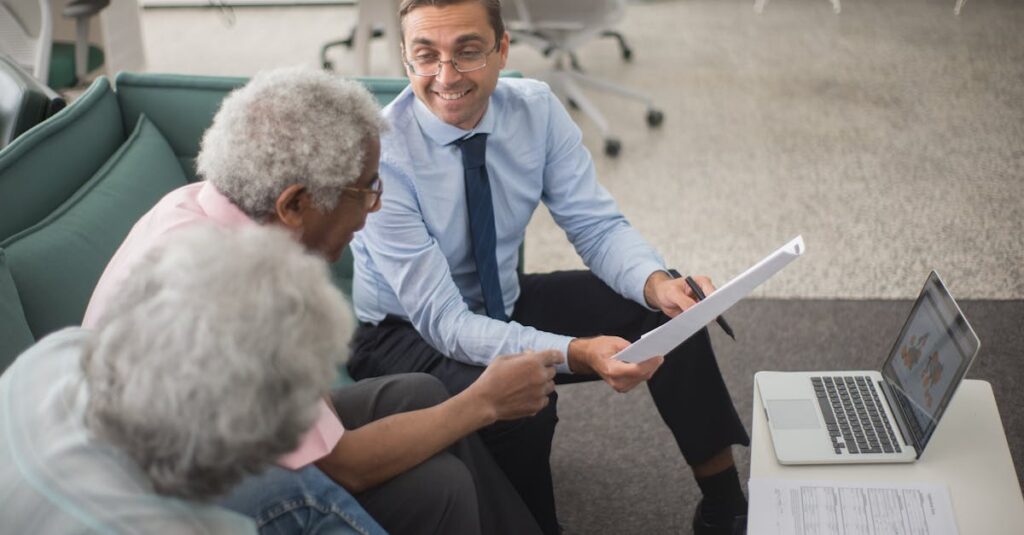 financial-advisor-client-meeting-1
