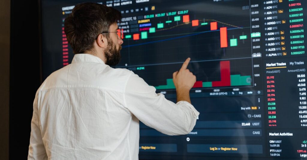 Illustration de Crypto-monnaies : Plongez dans l'univers de l'investissement à haut risque man-crypto-trading