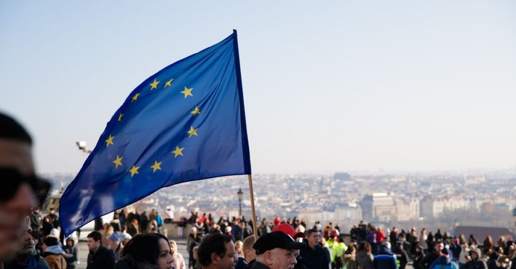 Illustration de Bellamy et LR : succès sur la politique migratoire européenne European-Union-migration-policy