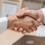 Macron-Zelensky-handshake
