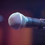 Mick-Jagger-microphone-stage