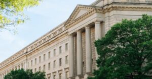 Illustration de Le Pentagone recrute à Wall Street pour sa suprématie militaire Pentagon-Wall-Street-recruitment