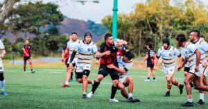 Illustration de Le Racing 92 s'impose face à l'UBB en Top 14 rugby-match-action-6