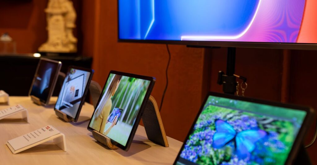 Illustration de Les innovations tech qui façonnent notre futur tech-innovation-showcase