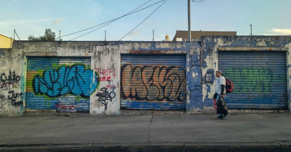 Illustration de Au Salvador, les graffeurs libérés de l'emprise des gangs El-Salvador-graffiti-art