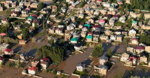 Illustration de Inde : Inondations Dévastatrices en Assam, Près de 100 Morts India-flood-devastation