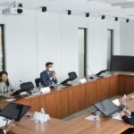 apple-executives-meeting