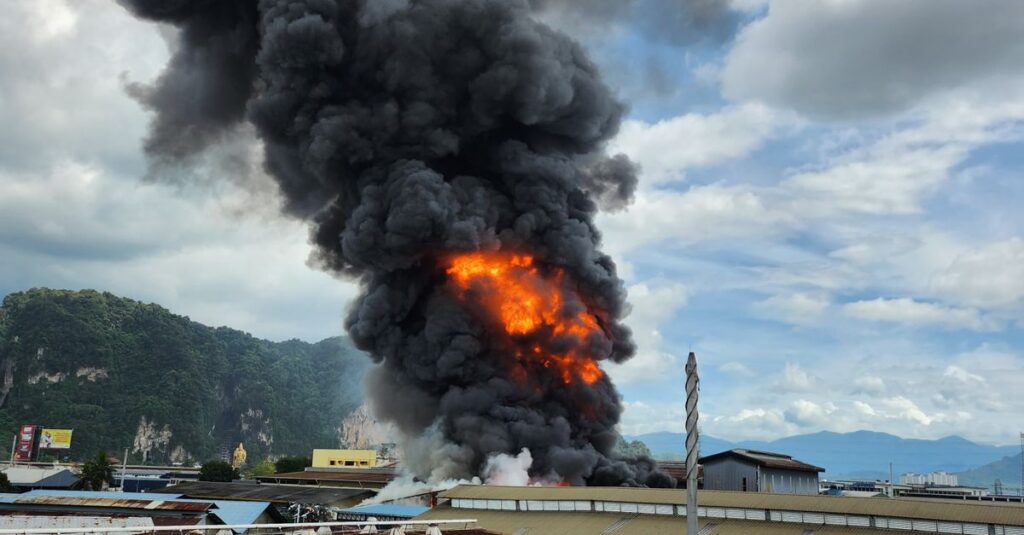 factory-fire-smoke