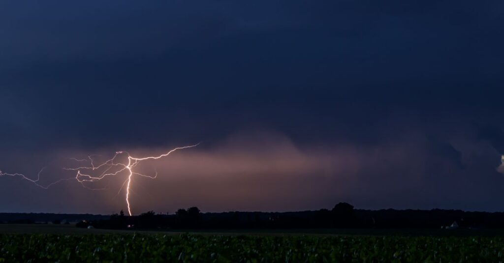 lightning-impact-france