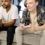 military-personnel-playing-video-game
