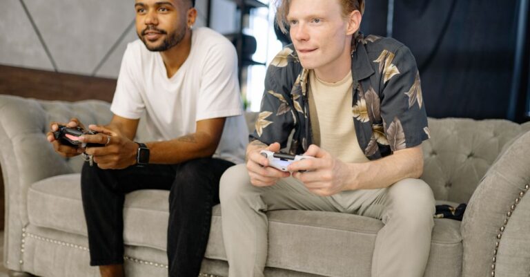 Illustration de GTA VI : L'US Army offre des congés pour re-signer ! military-personnel-playing-video-game